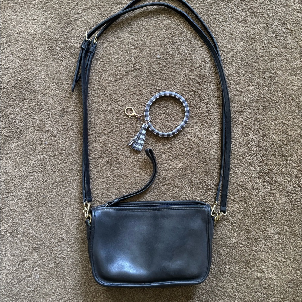 Vintage Coach Black Leather Crossbody Bag